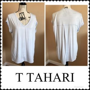 3/$10 Tahari Capped Short-sleeve V-Neck Blue Top